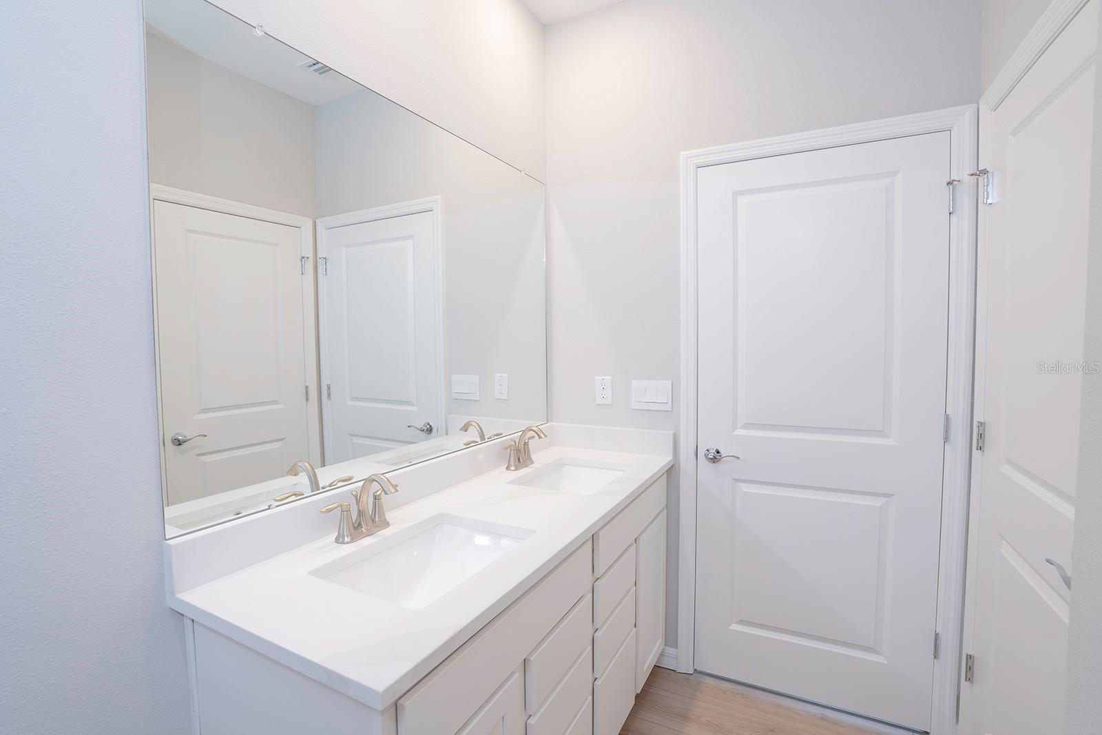 4010 WESTWOOD FIELDS LOOP, PLANT CITY, FL, 33565