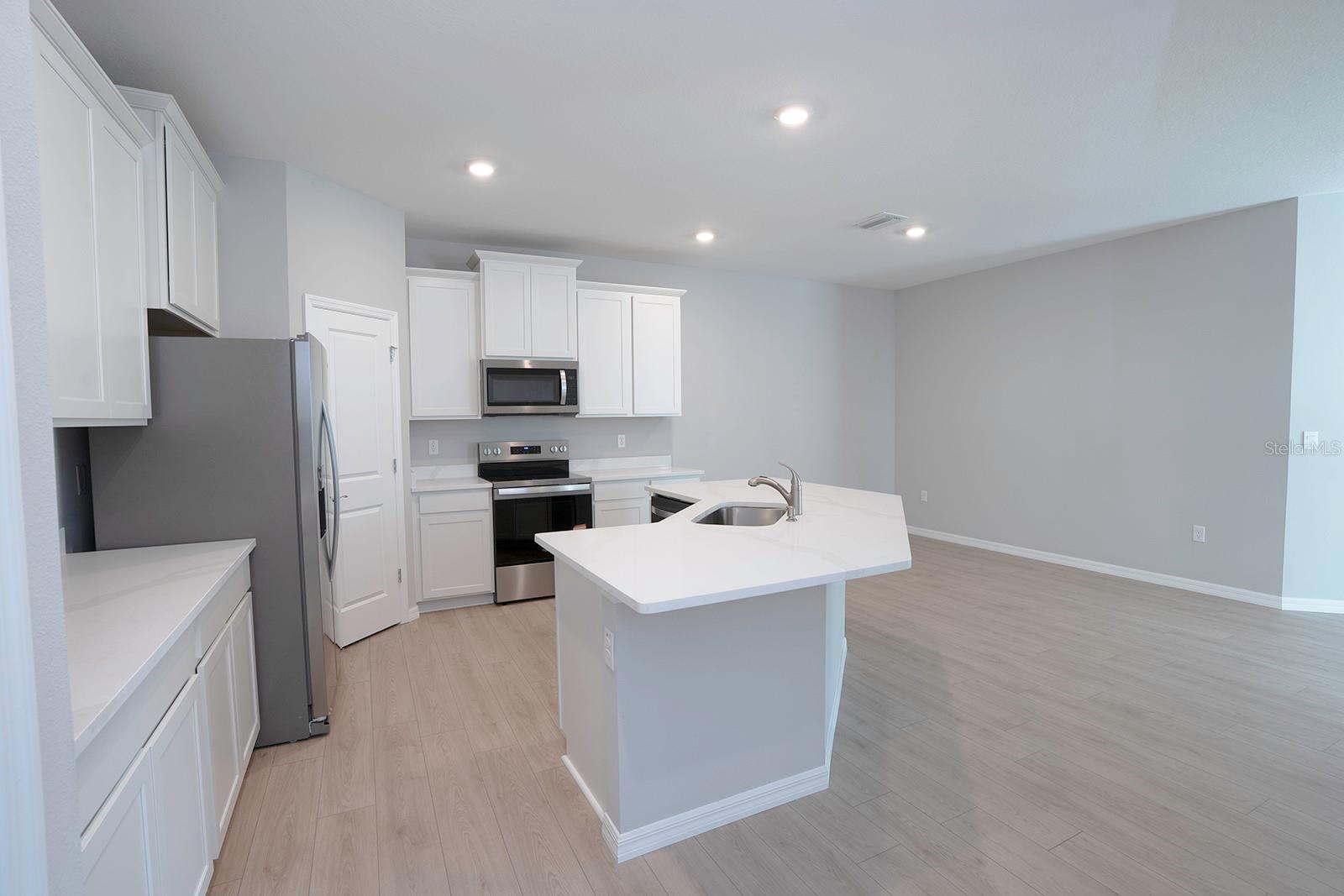 4010 WESTWOOD FIELDS LOOP, PLANT CITY, FL, 33565