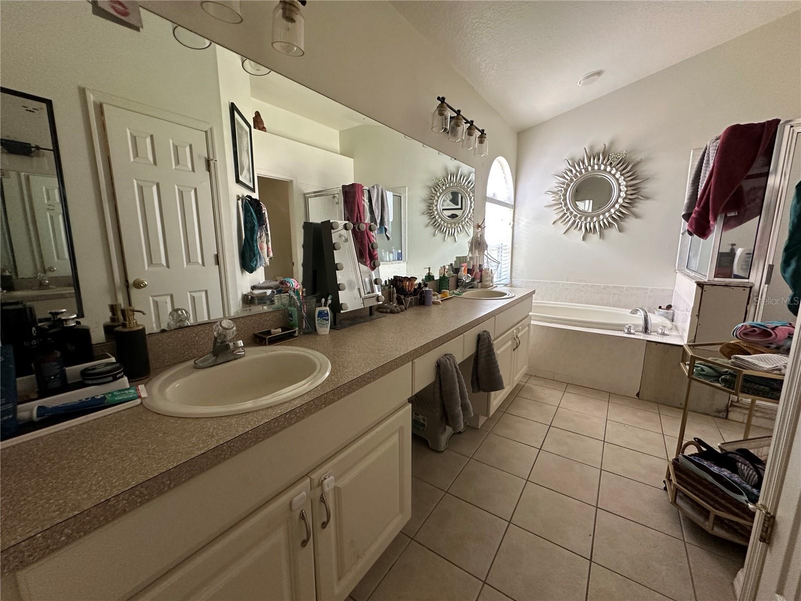 6708 GUILFORD GLEN PL, APOLLO BEACH, FL, 33572