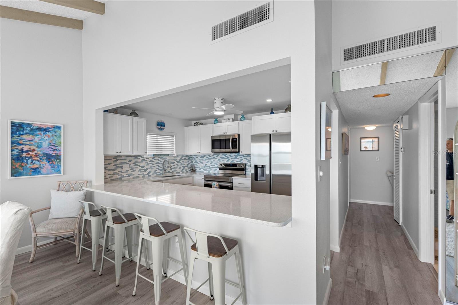 1401 GULF BLVD #212, CLEARWATER BEACH, FL, 33767