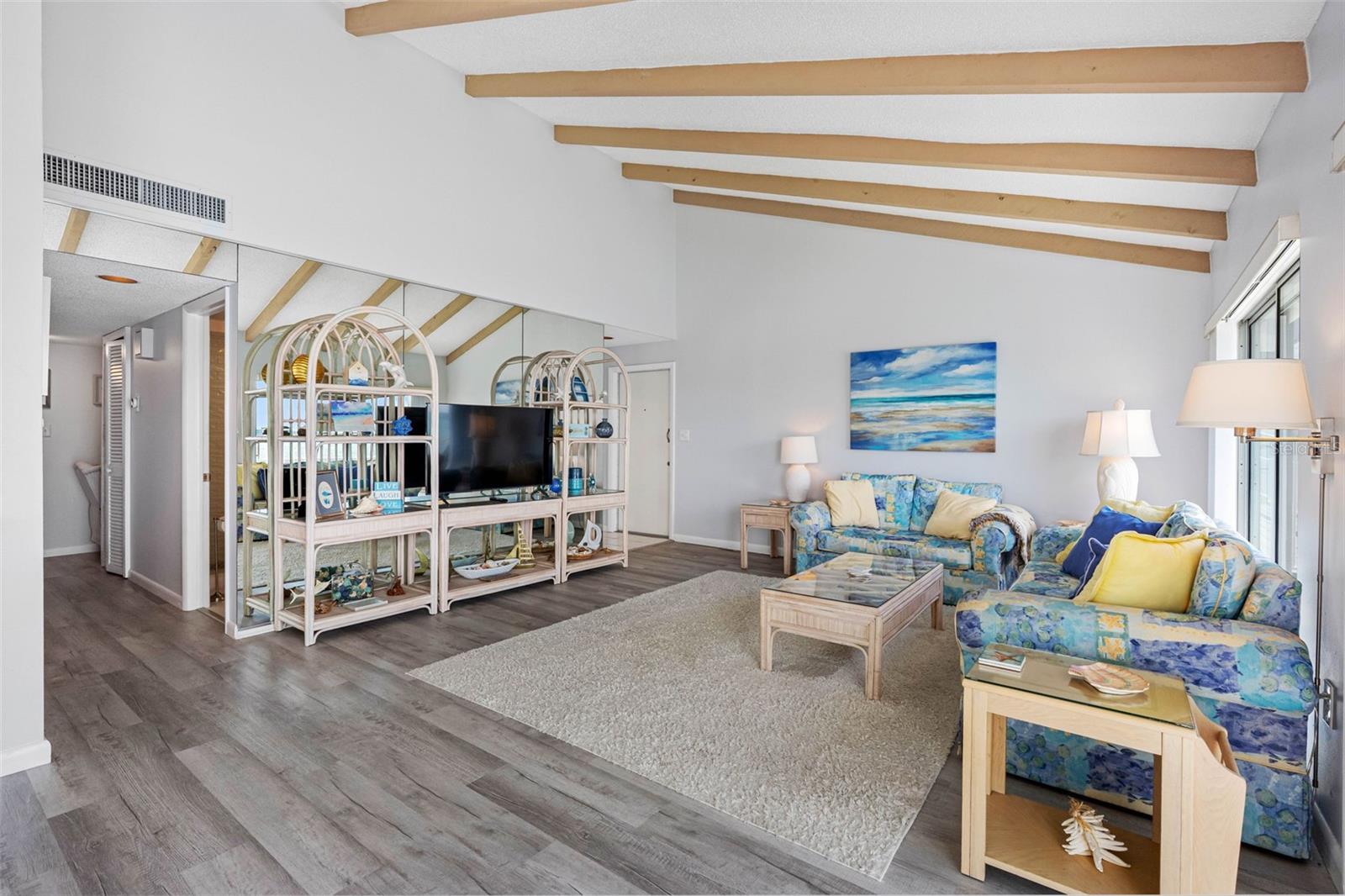 1401 GULF BLVD #212, CLEARWATER BEACH, FL, 33767