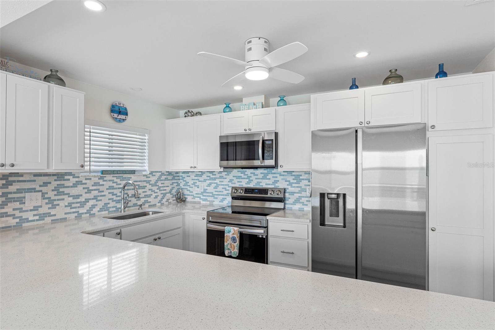 1401 GULF BLVD #212, CLEARWATER BEACH, FL, 33767