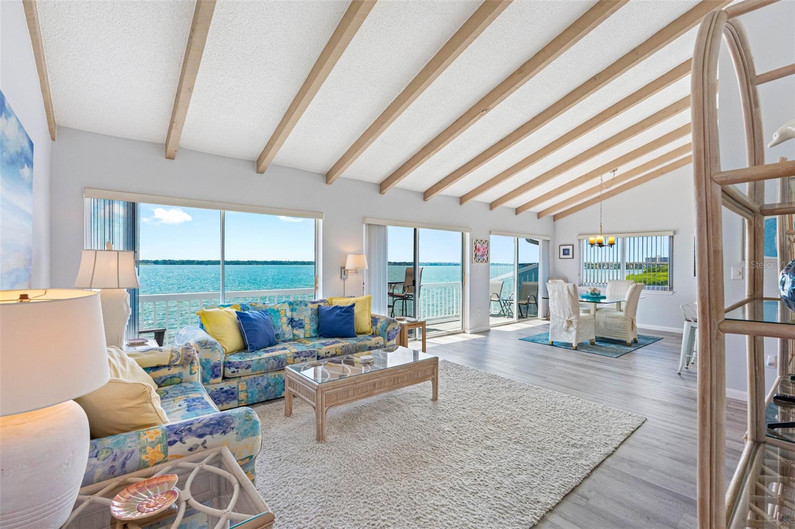 1401 GULF BLVD #212, CLEARWATER BEACH, FL, 33767
