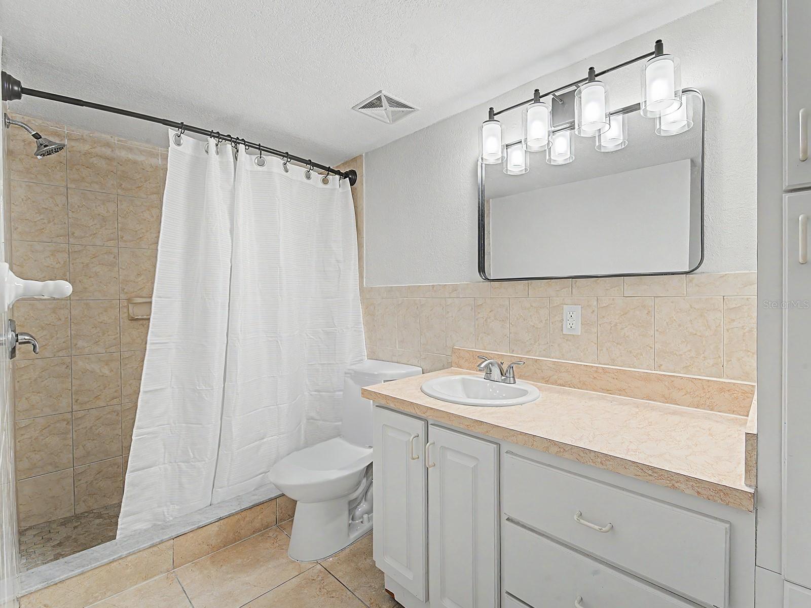 6314 NEWTOWN CIR #14A2, TAMPA, FL, 33615