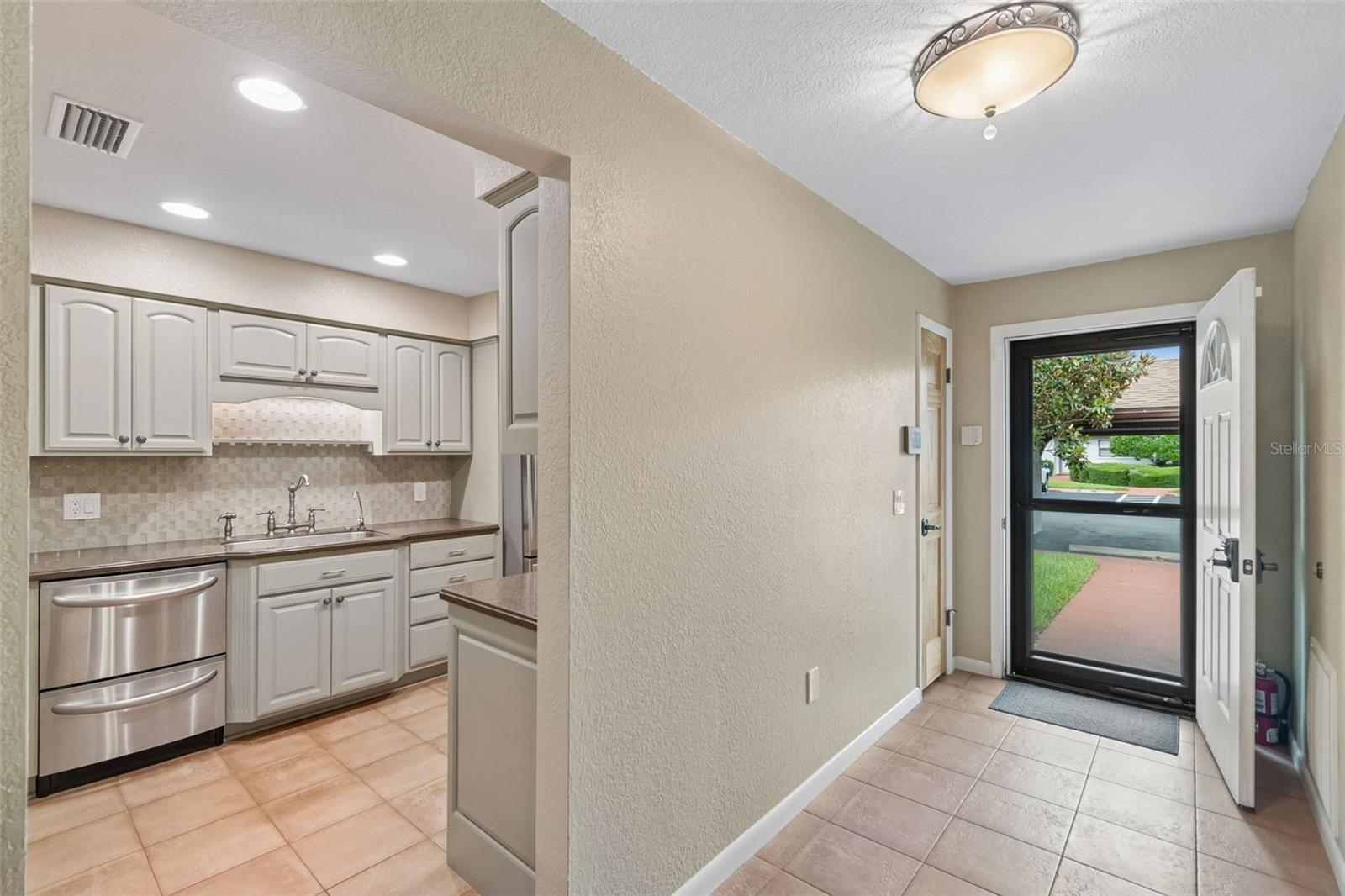 7823 RADCLIFFE CIR, PORT RICHEY, FL, 34668