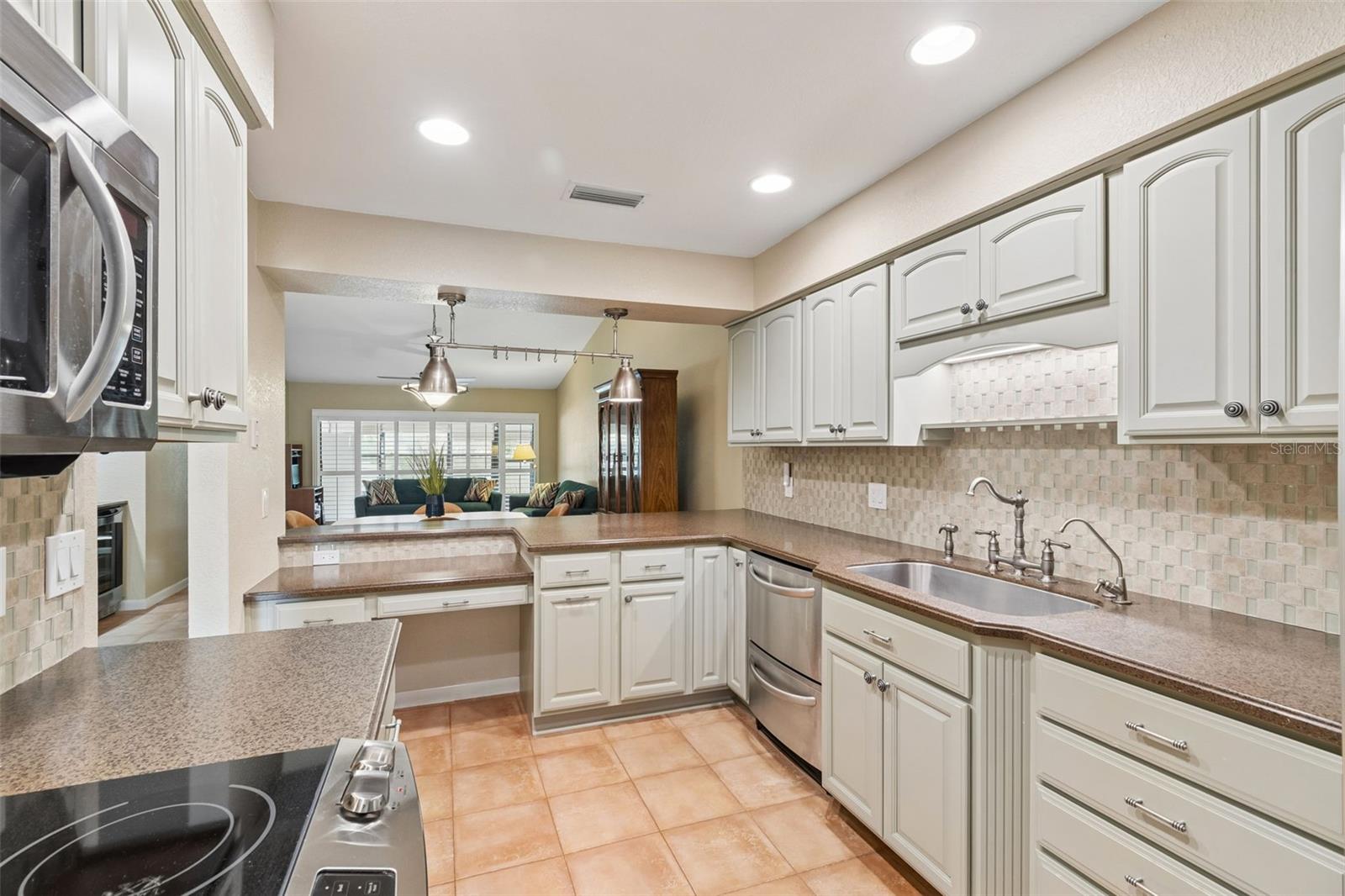 7823 RADCLIFFE CIR, PORT RICHEY, FL, 34668