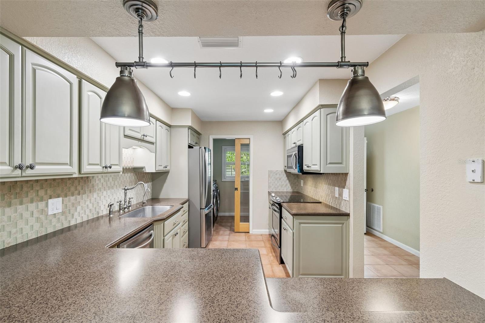 7823 RADCLIFFE CIR, PORT RICHEY, FL, 34668
