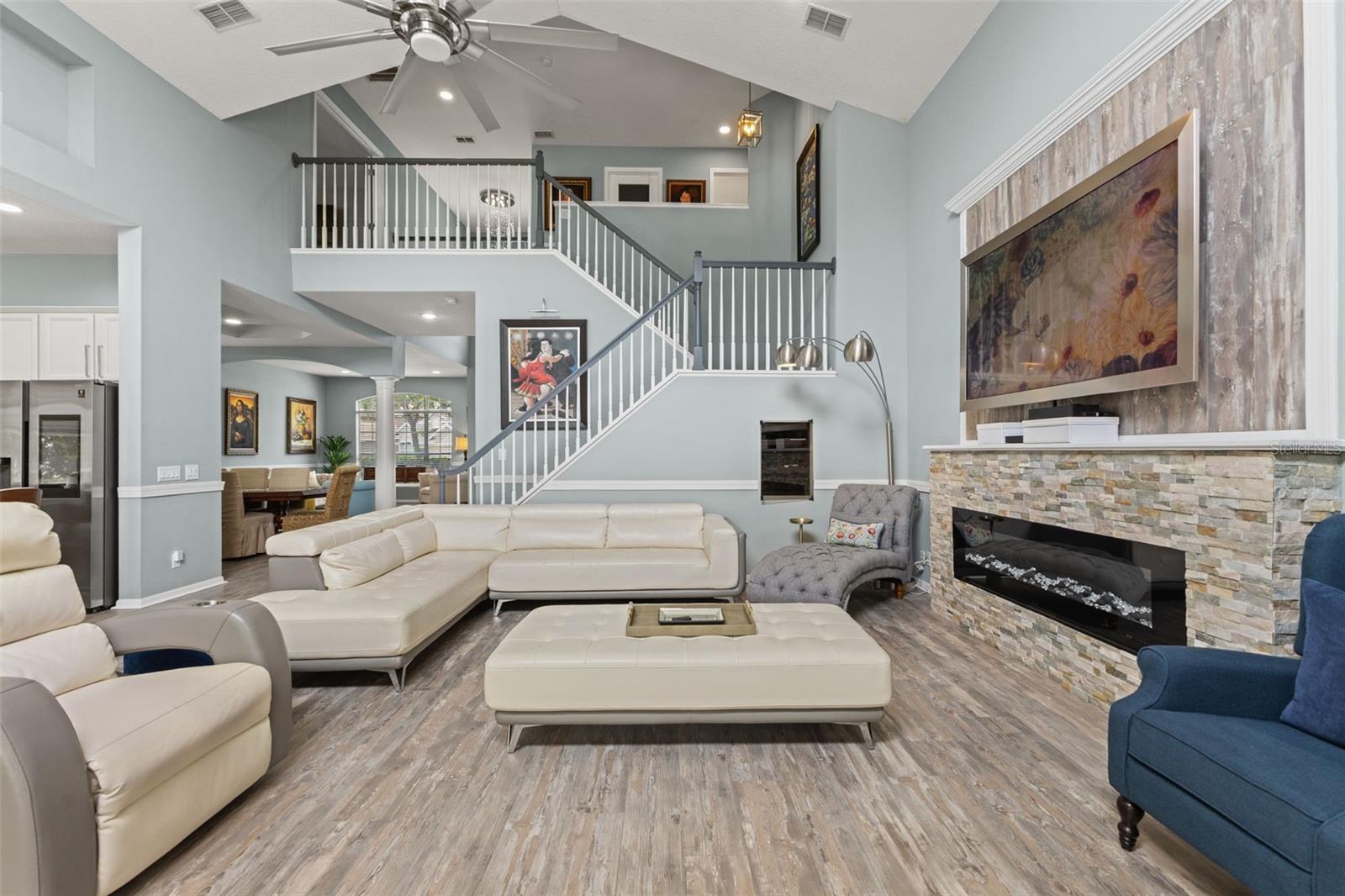 10117 DEERCLIFF DR, TAMPA, FL, 33647