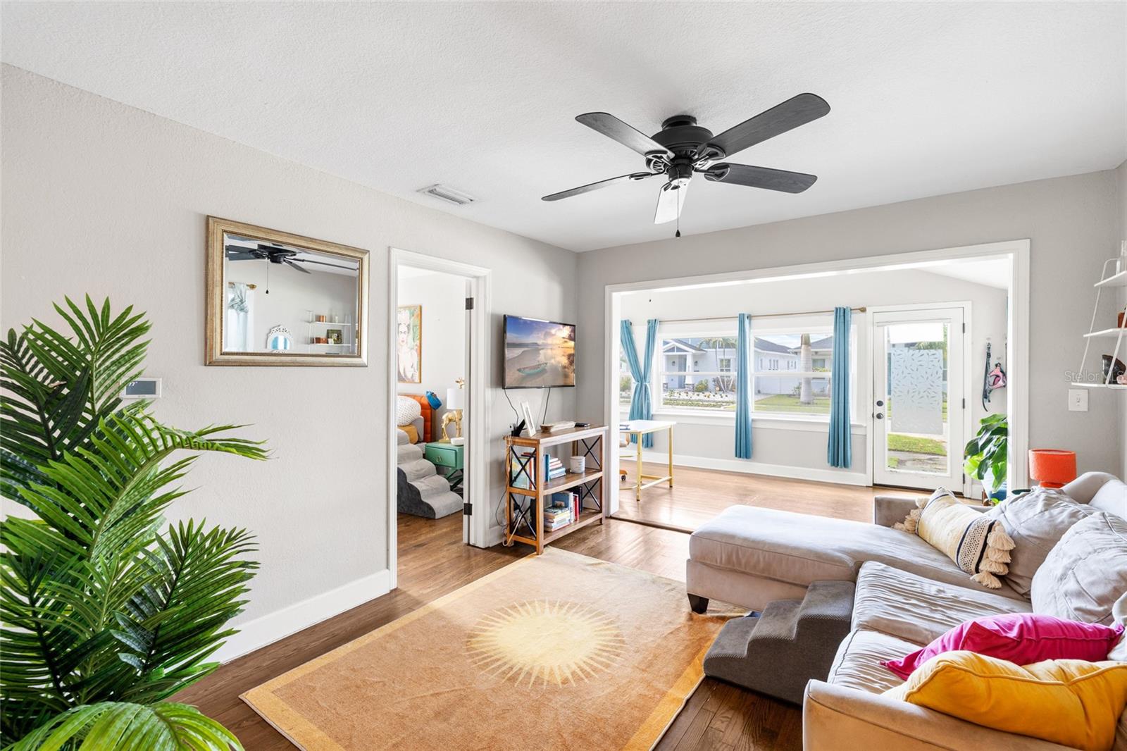 466 36TH AVE N, ST PETERSBURG, FL, 33704