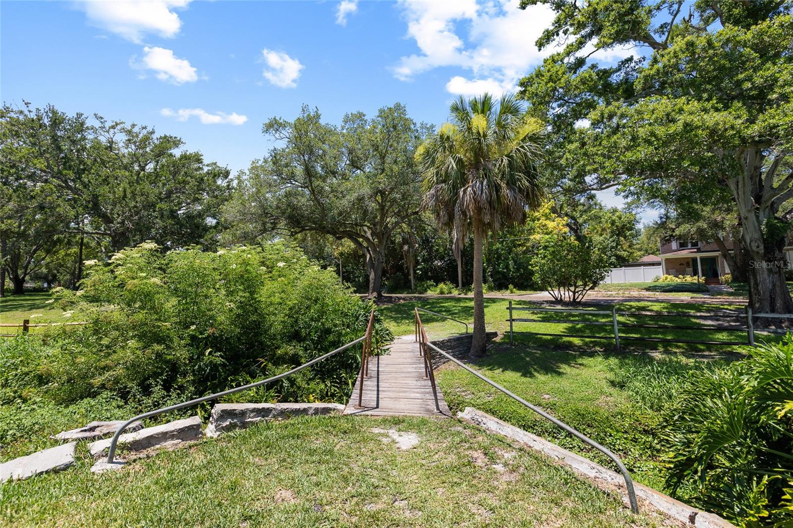466 36TH AVE N, ST PETERSBURG, FL, 33704