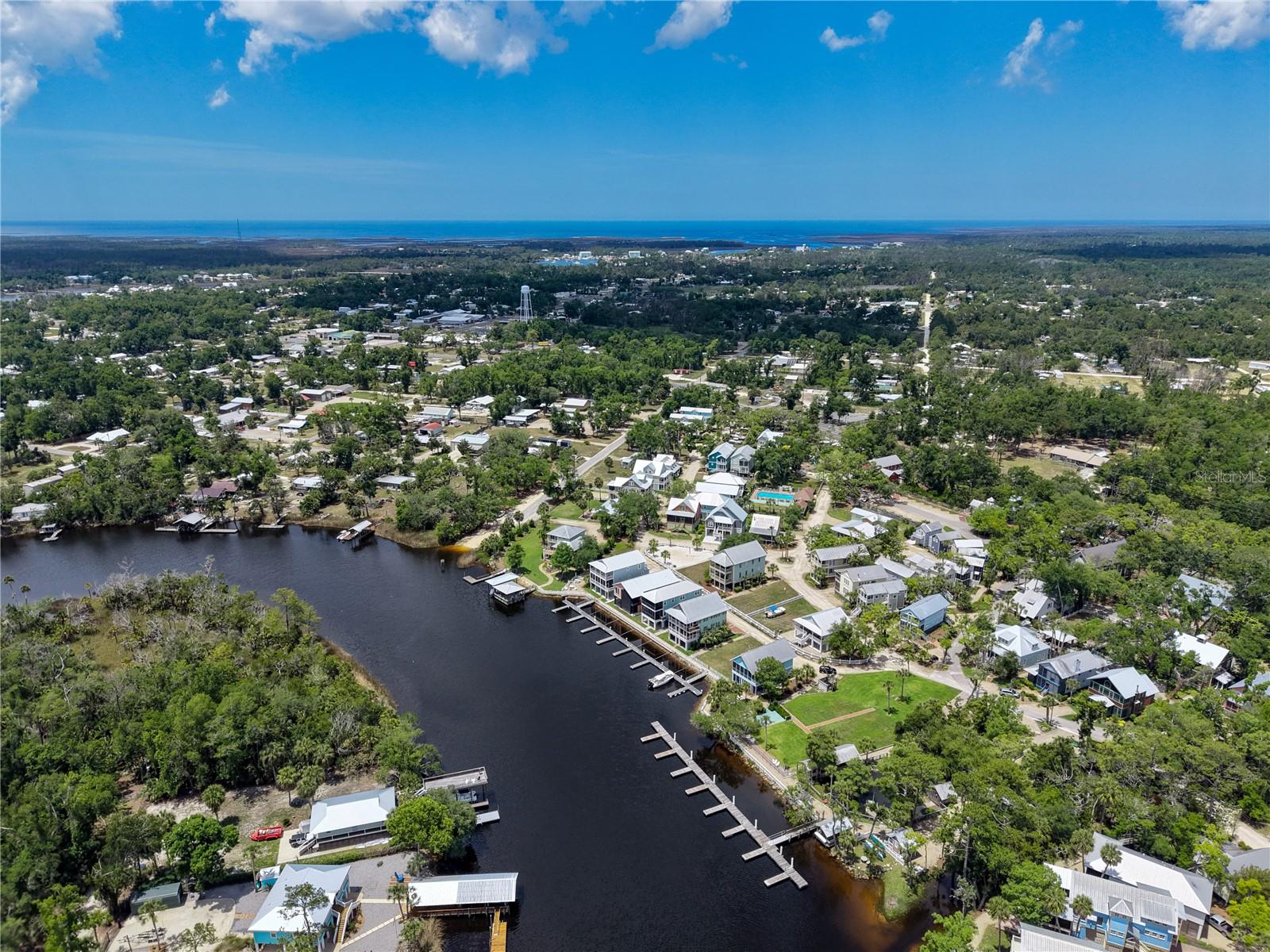 140 RYLAND CIR, STEINHATCHEE, FL, 32359