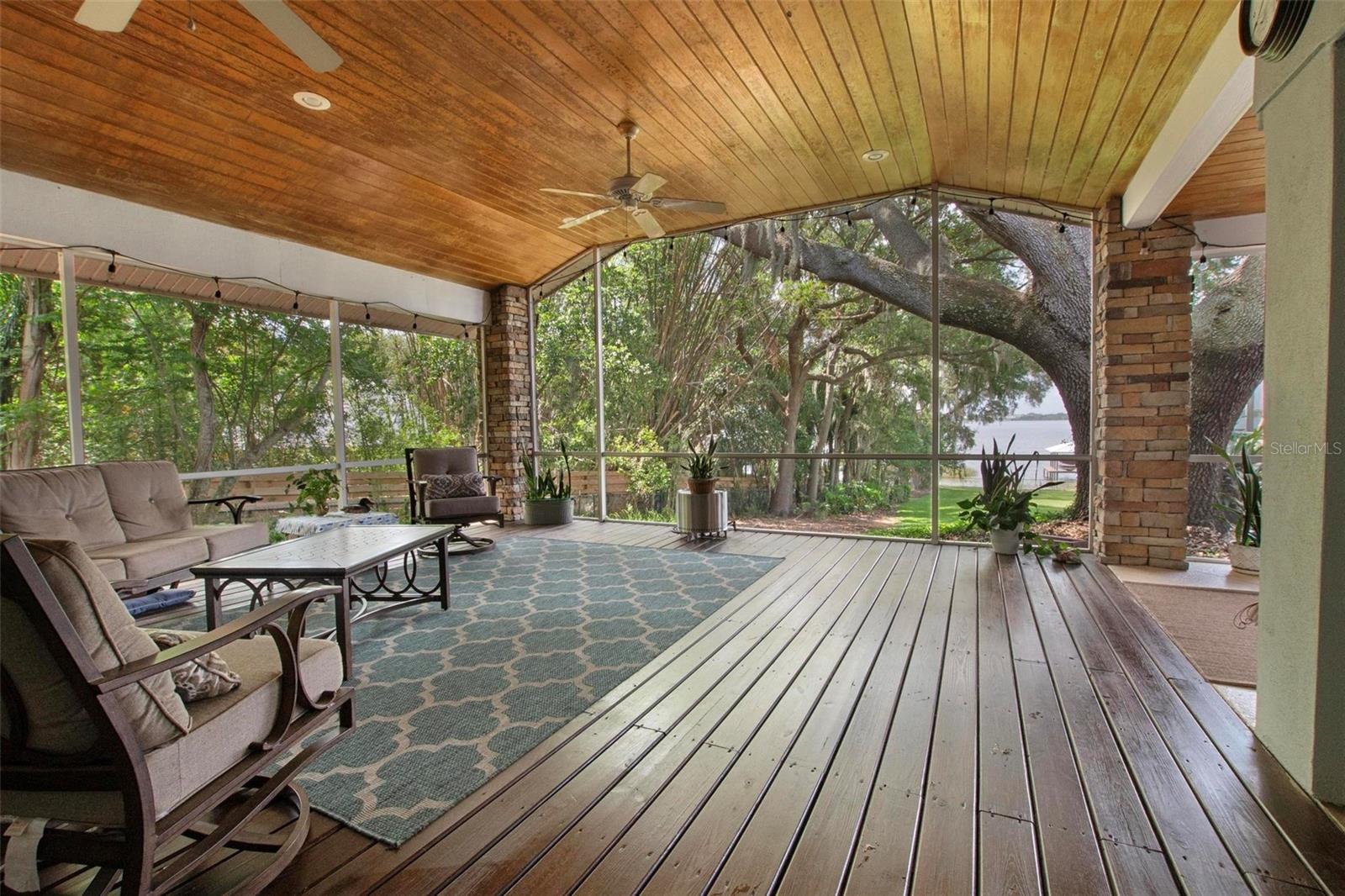 250 BRIGHAM RD NW, WINTER HAVEN, FL, 33881