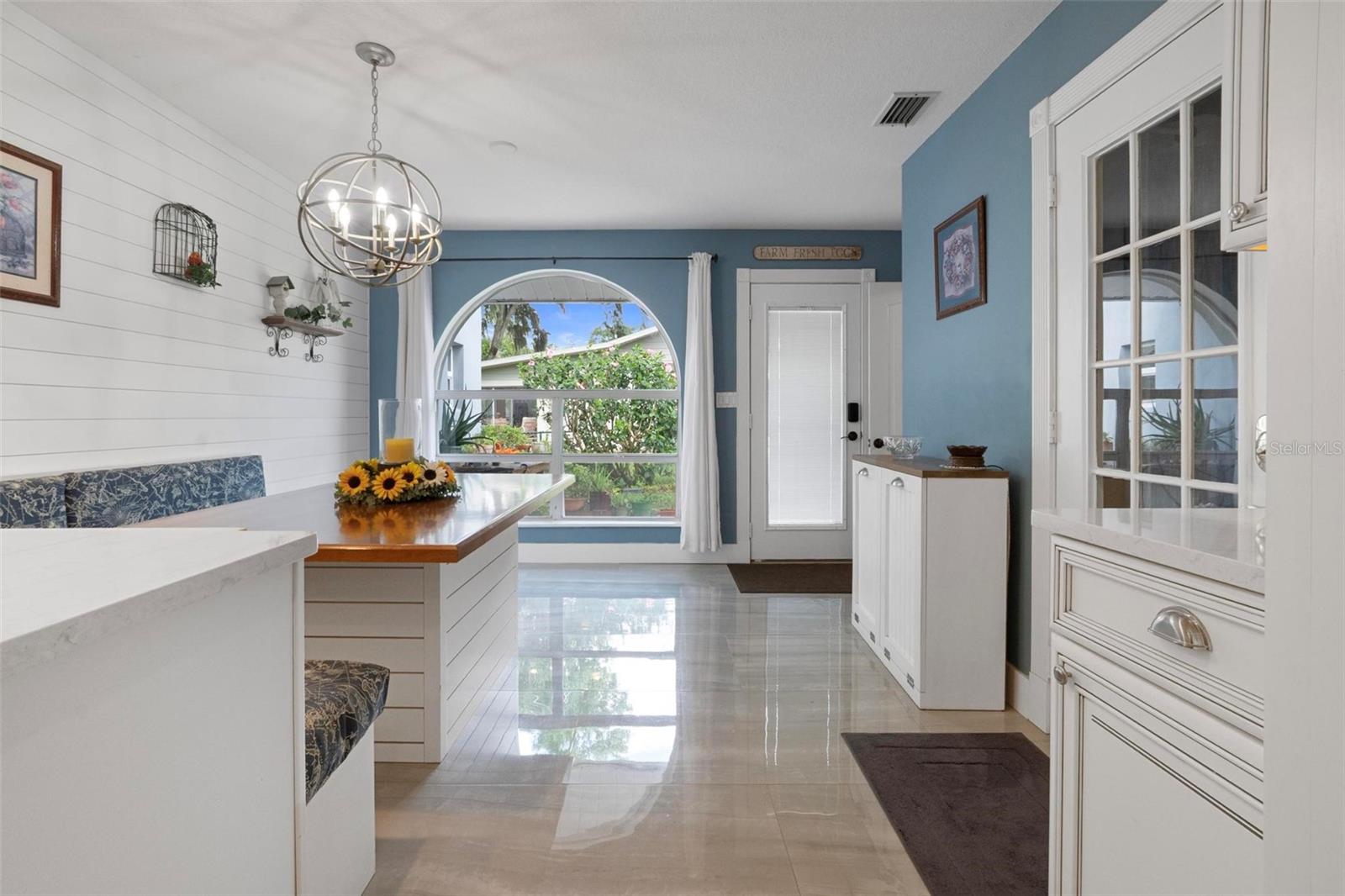 250 BRIGHAM RD NW, WINTER HAVEN, FL, 33881