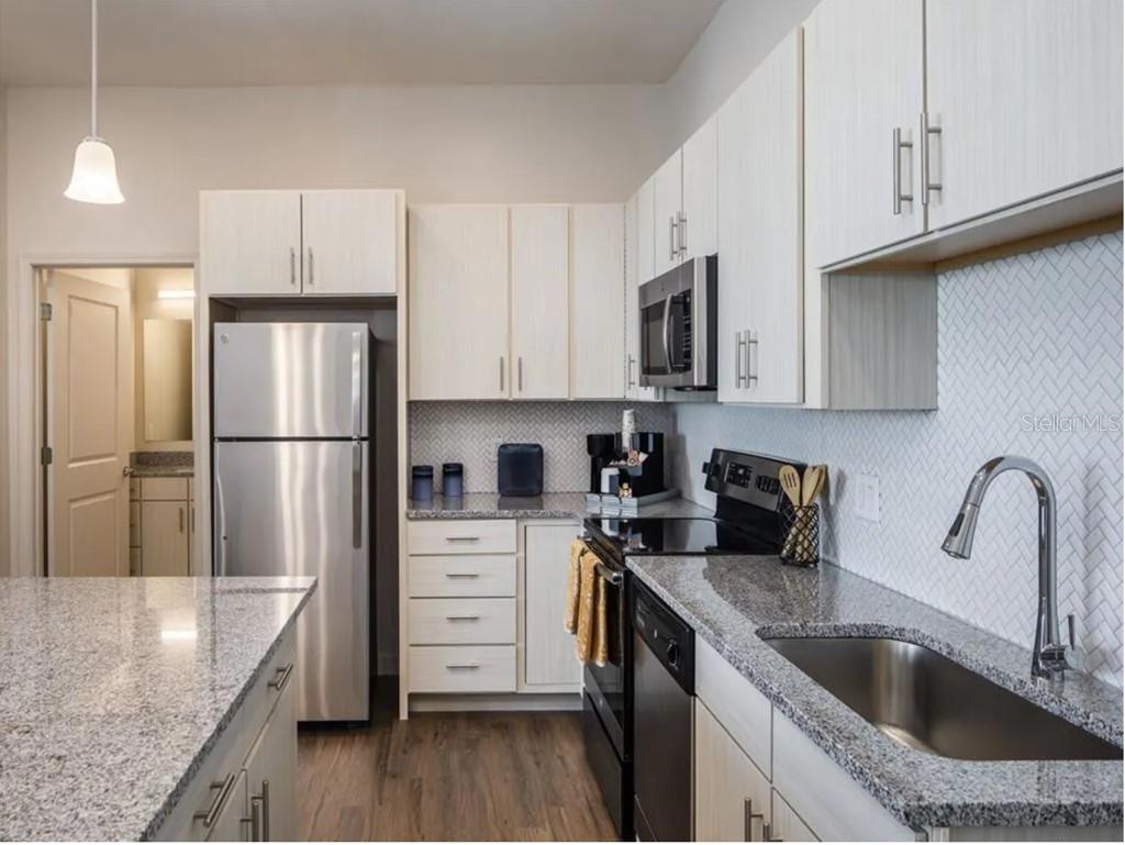 1185 S PINELLAS AVE #A1, TARPON SPRINGS, FL, 34689