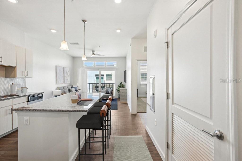 1185 S PINELLAS AVE #A1, TARPON SPRINGS, FL, 34689