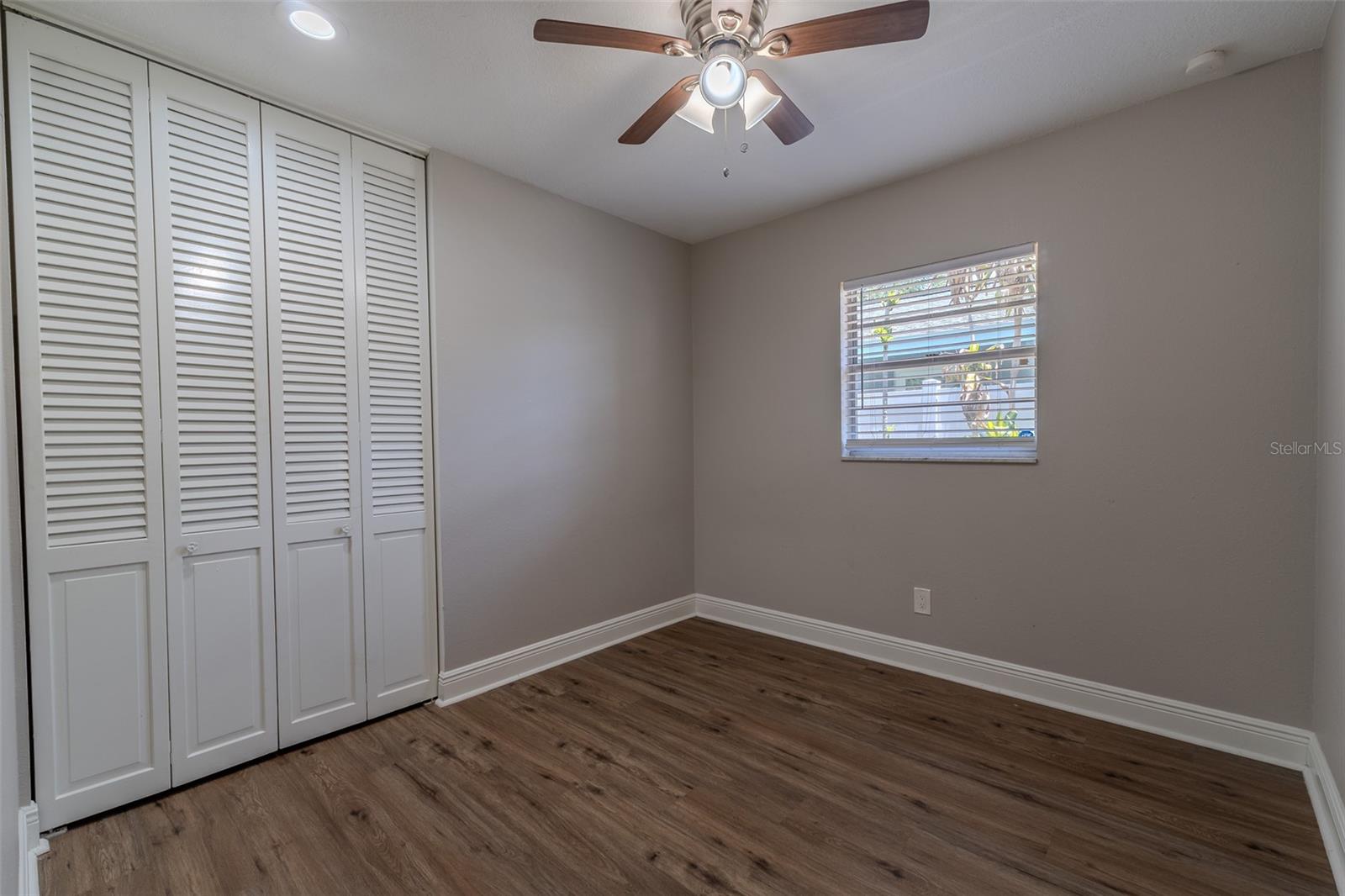 8018 W POCAHONTAS AVE, TAMPA, FL, 33615