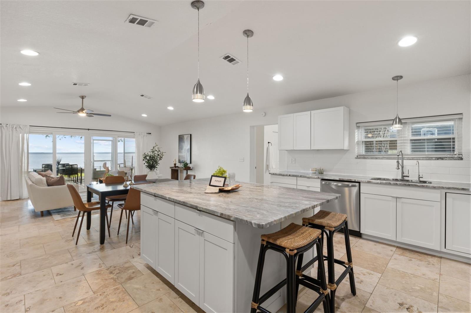 2462 FORT LANE RD, GENEVA, FL, 32732