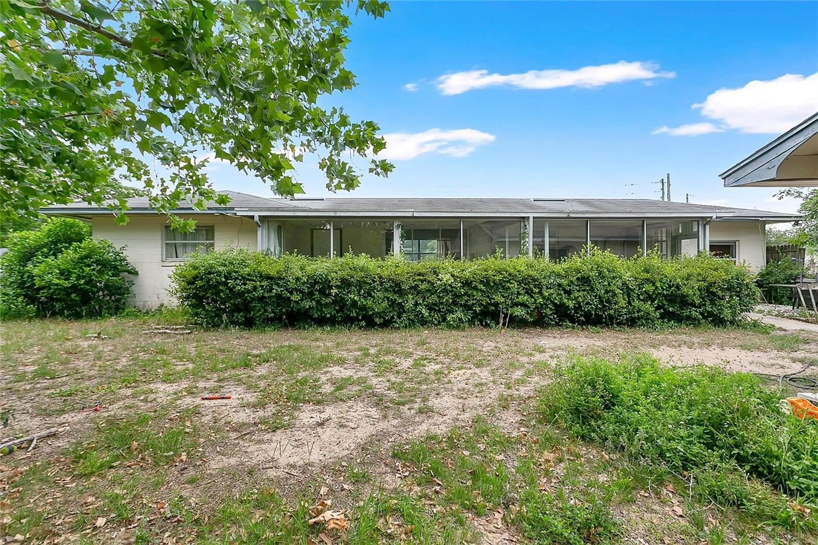2201 WASHINGTON AVE, EUSTIS, FL, 32726