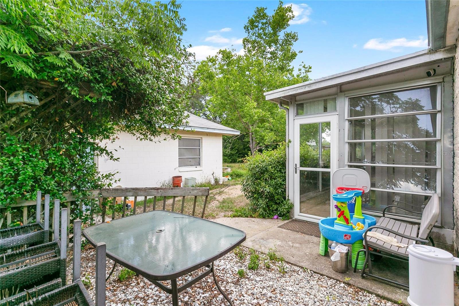 2201 WASHINGTON AVE, EUSTIS, FL, 32726