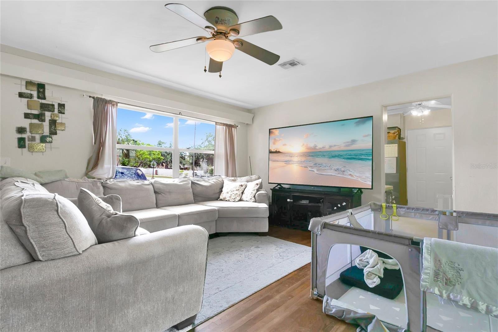 2201 WASHINGTON AVE, EUSTIS, FL, 32726