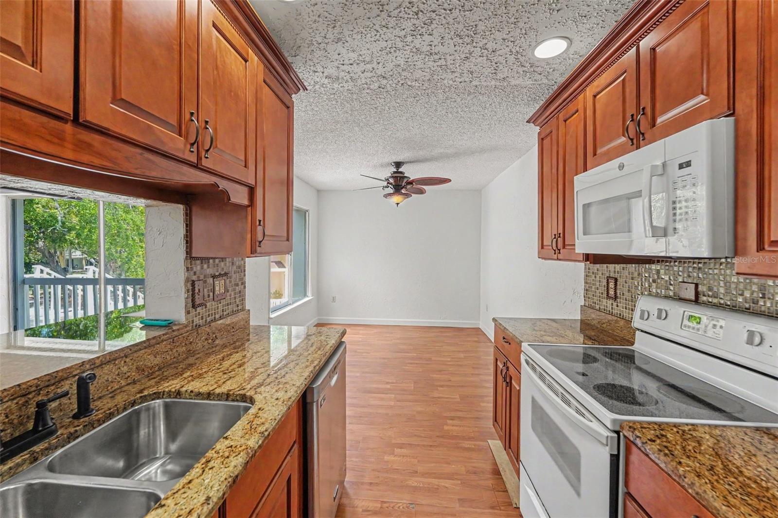 4105 38TH AVE S #75F, ST PETERSBURG, FL, 33711
