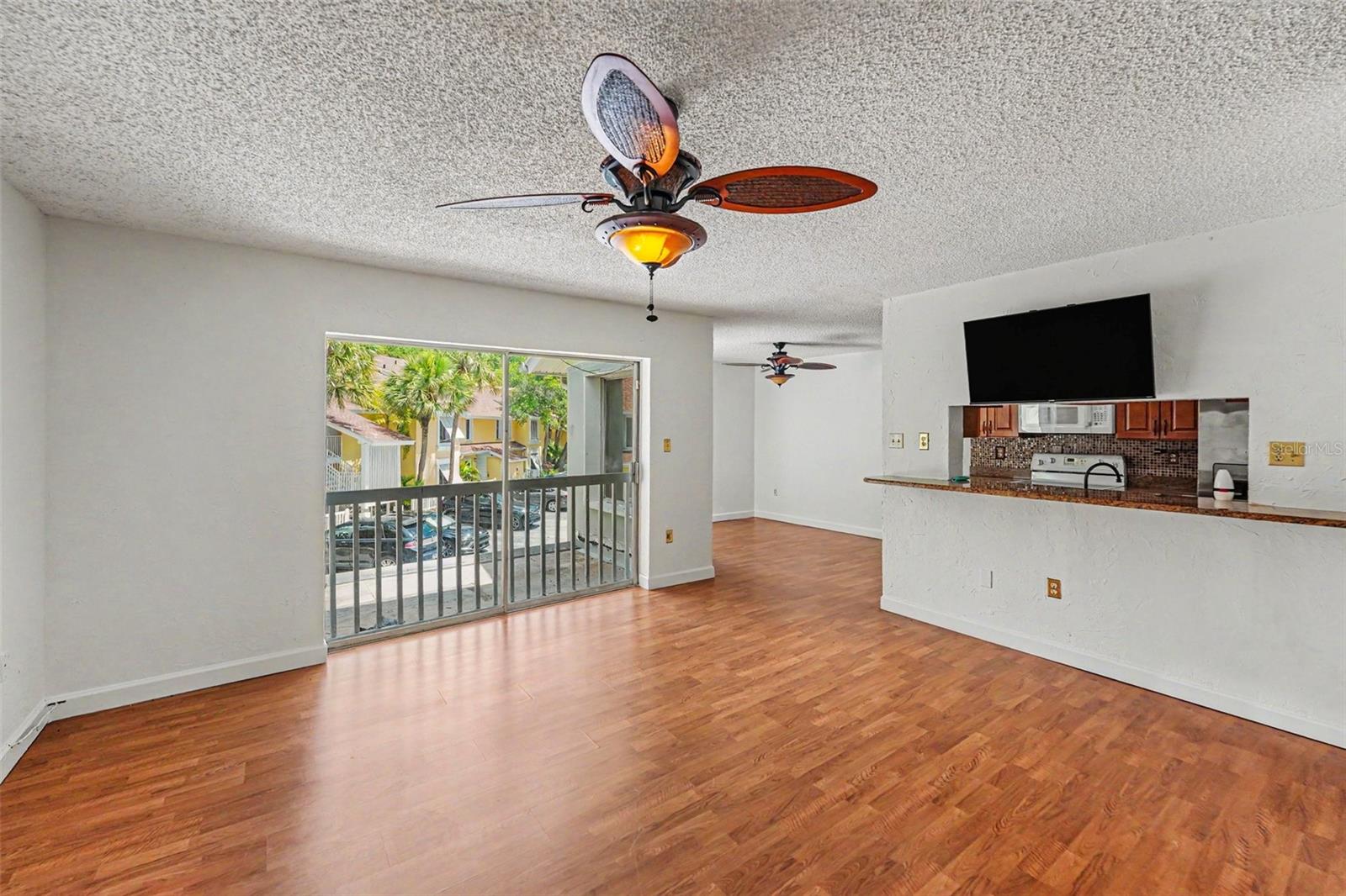 4105 38TH AVE S #75F, ST PETERSBURG, FL, 33711