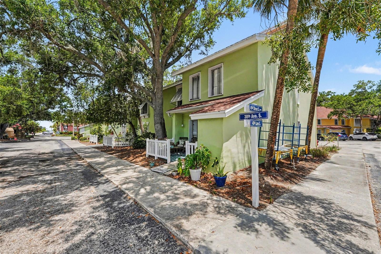 4105 38TH AVE S #75F, ST PETERSBURG, FL, 33711