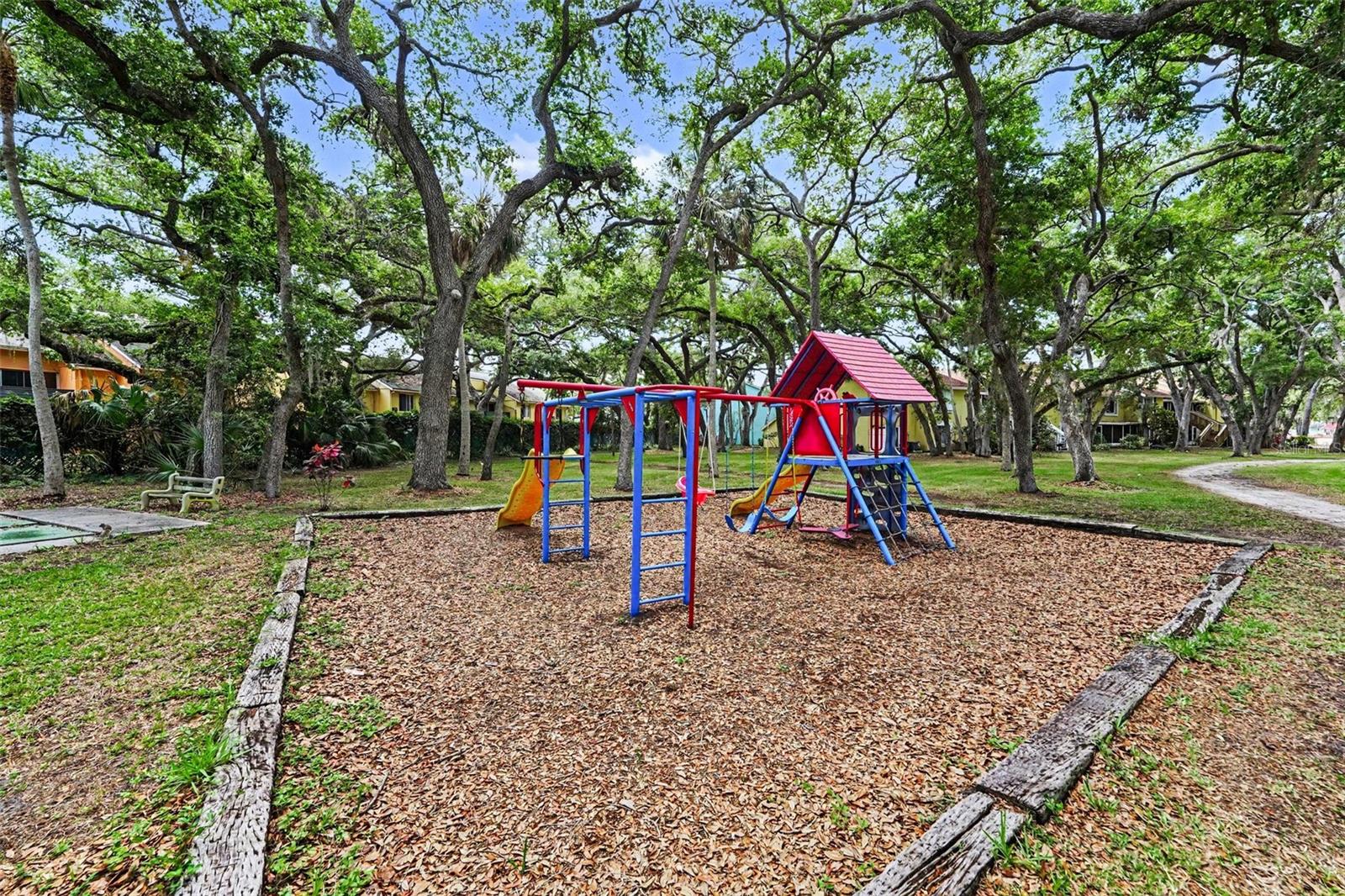 4105 38TH AVE S #75F, ST PETERSBURG, FL, 33711