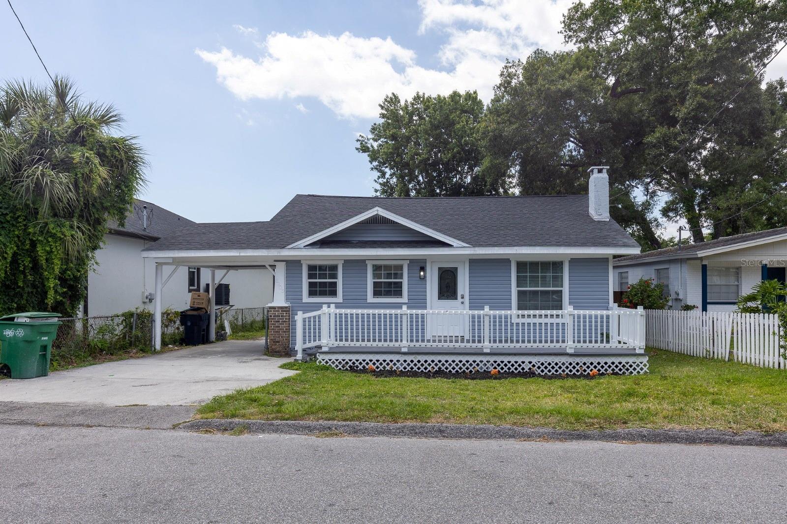 6906 N LYNN AVE, TAMPA, FL, 33604