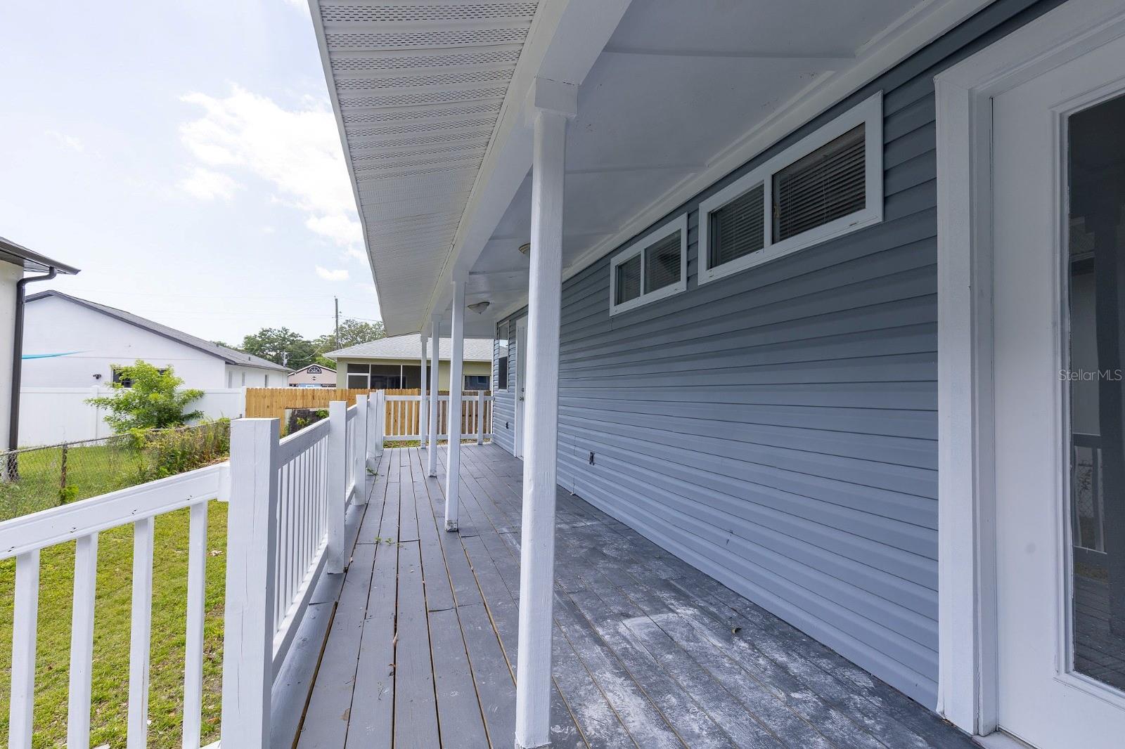 6906 N LYNN AVE, TAMPA, FL, 33604