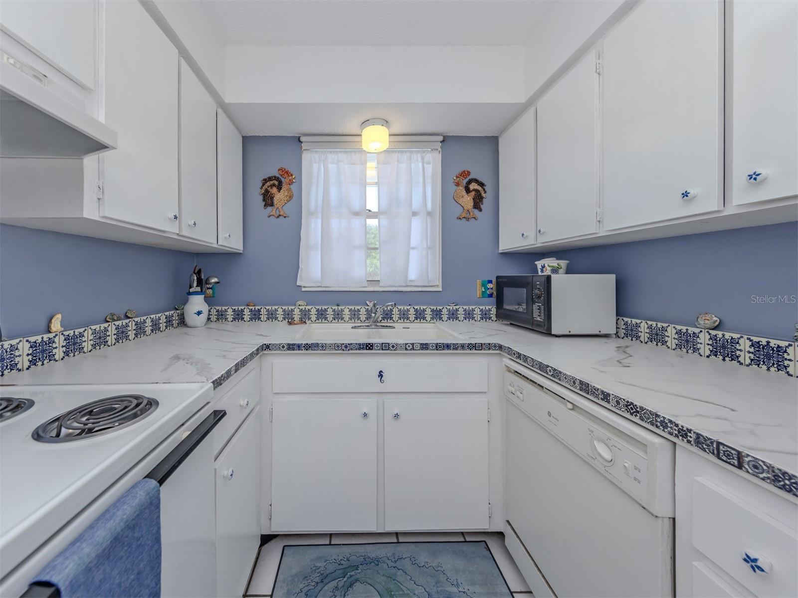 537 MANATEE CT #204, VENICE, FL, 34285