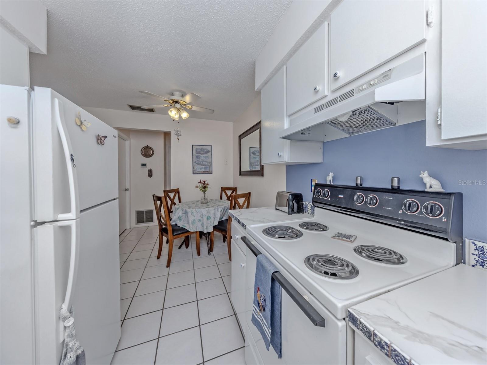 537 MANATEE CT #204, VENICE, FL, 34285