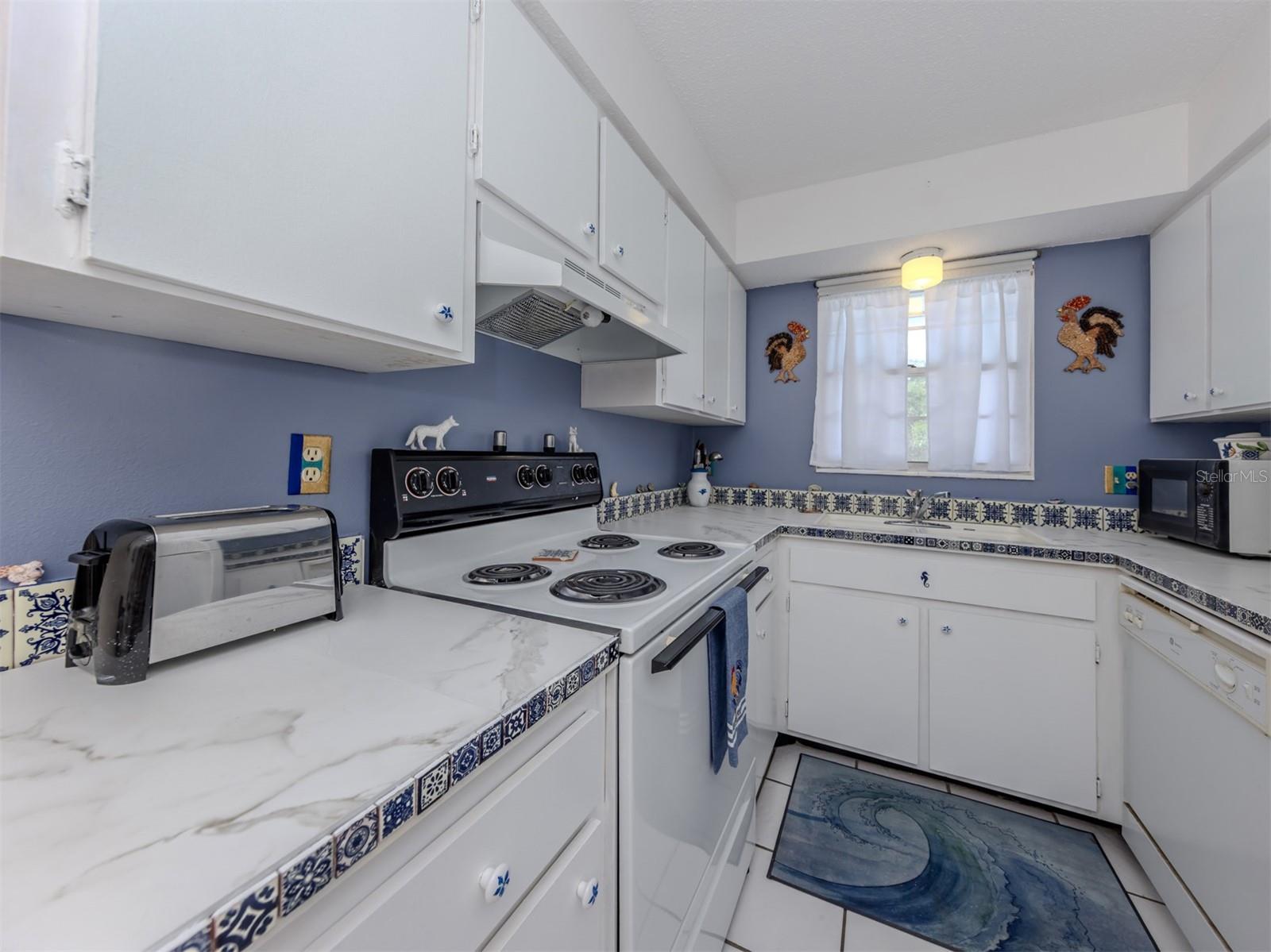 537 MANATEE CT #204, VENICE, FL, 34285
