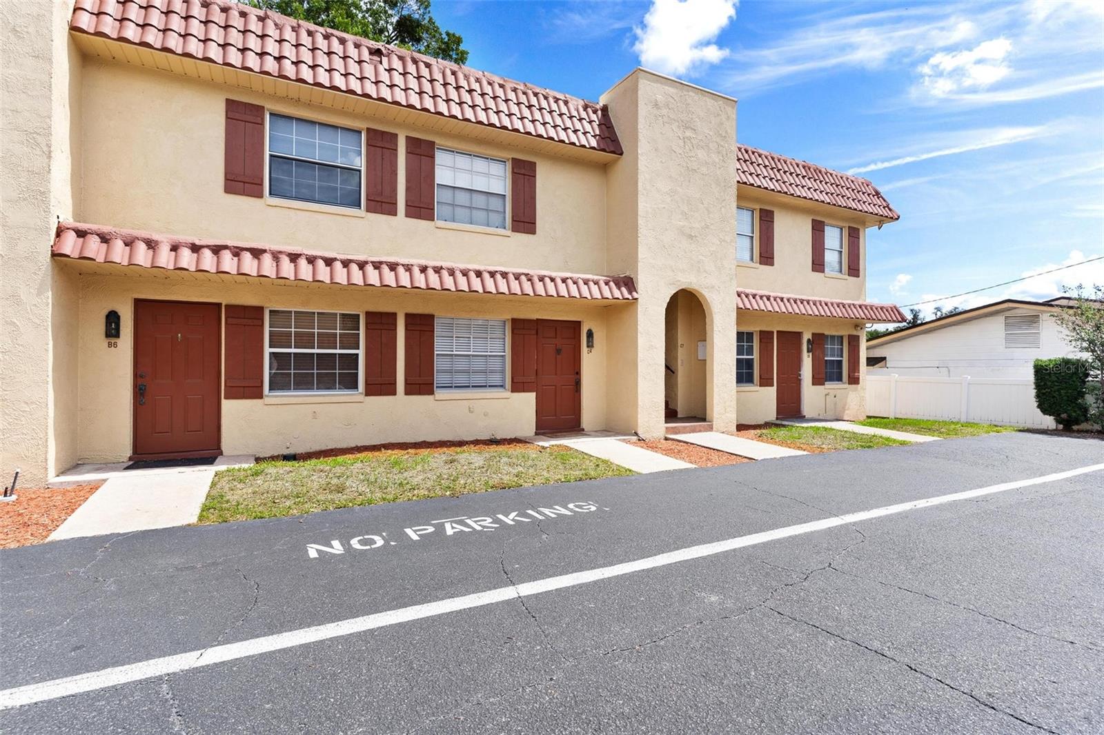 1112 W MAIN ST #C4, LEESBURG, FL, 34748