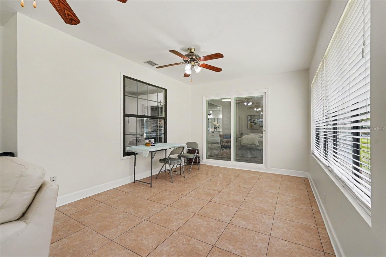 1015 HASTINGS CT, LUTZ, FL, 33548