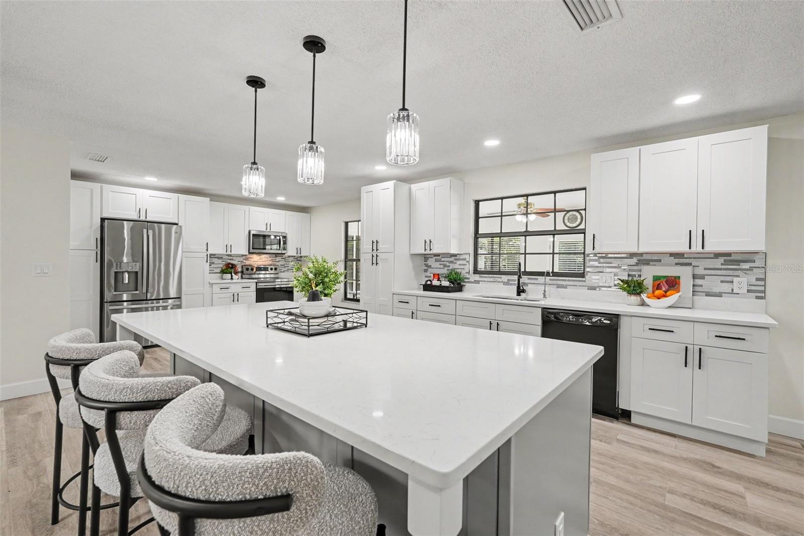 1015 HASTINGS CT, LUTZ, FL, 33548