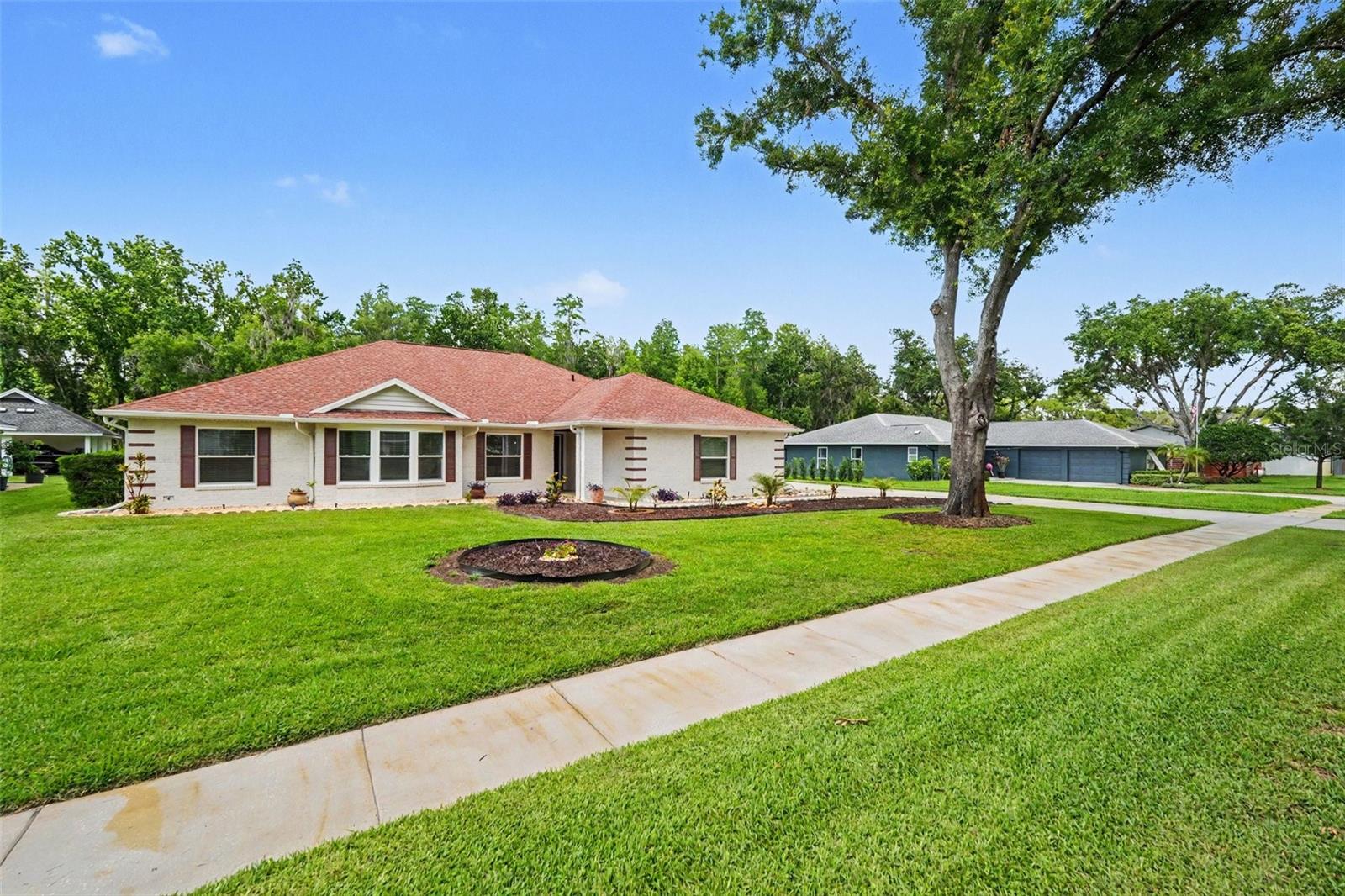 1015 HASTINGS CT, LUTZ, FL, 33548