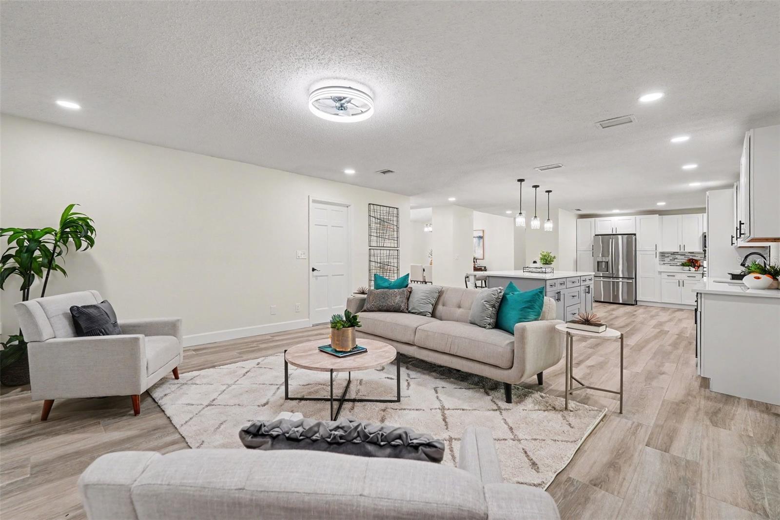 1015 HASTINGS CT, LUTZ, FL, 33548