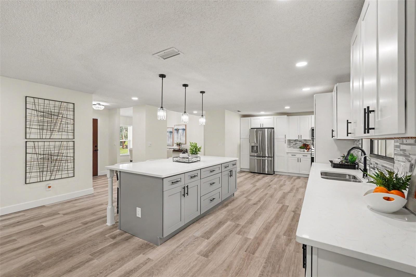1015 HASTINGS CT, LUTZ, FL, 33548
