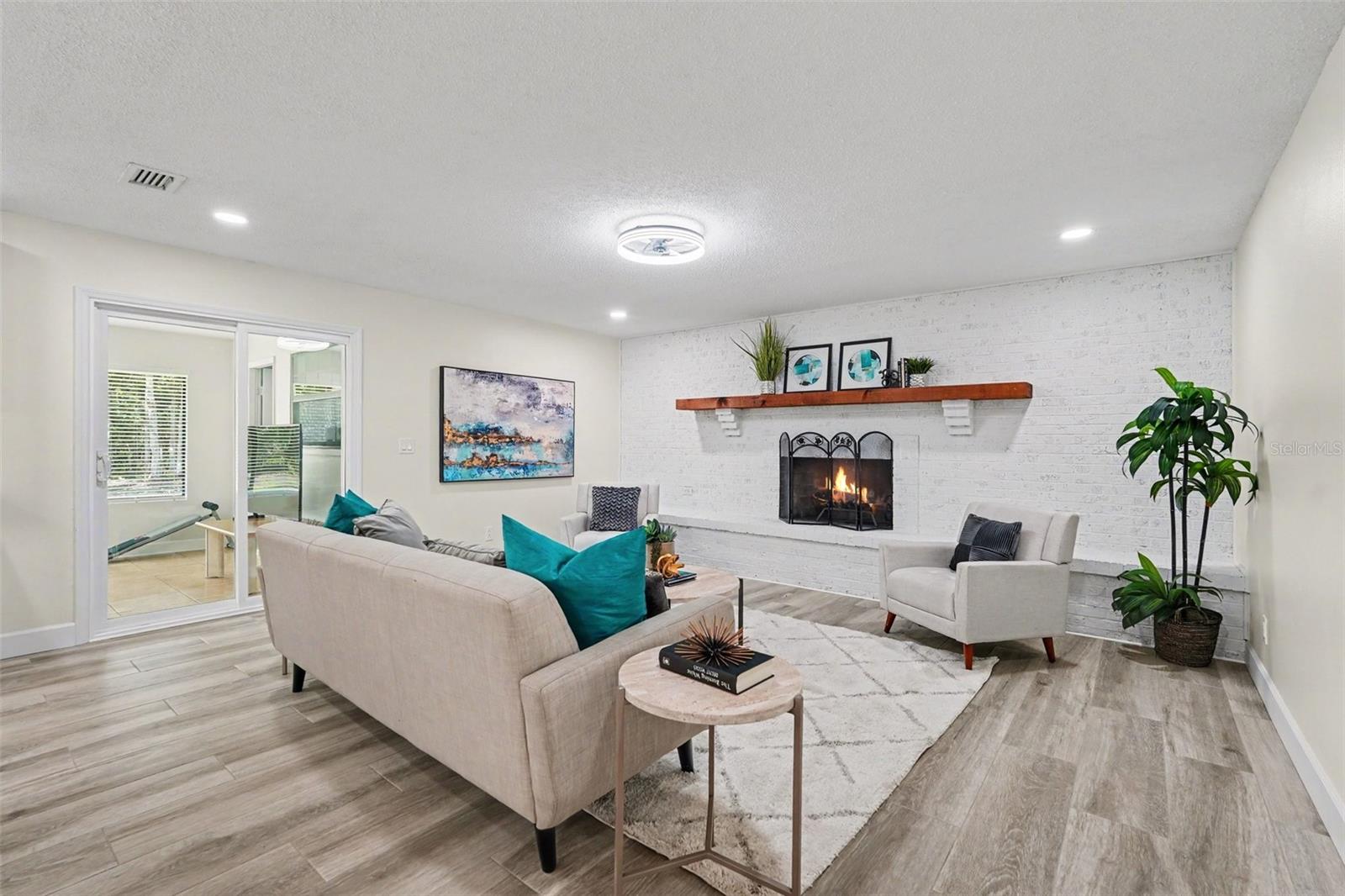 1015 HASTINGS CT, LUTZ, FL, 33548