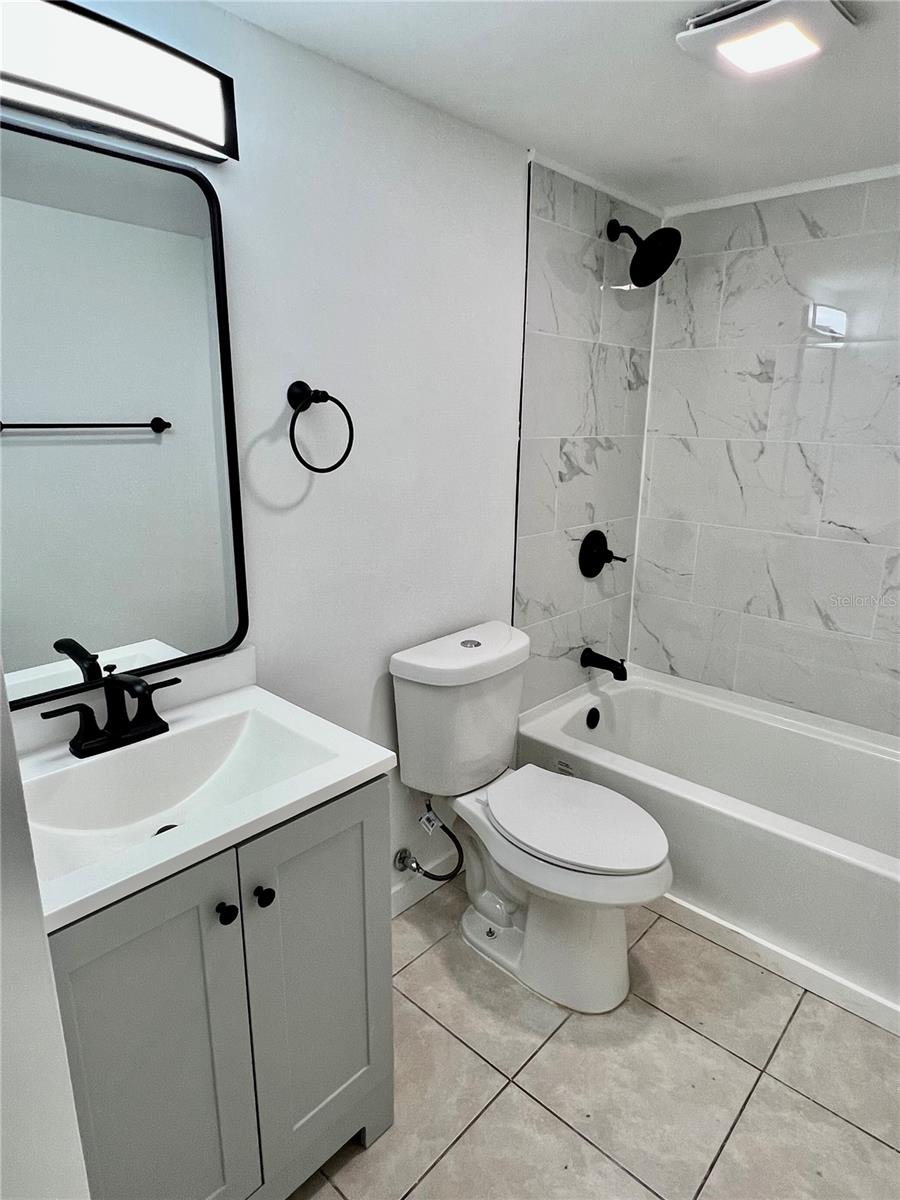 146 BOUNDARY BLVD #B102, ROTONDA WEST, FL, 33947