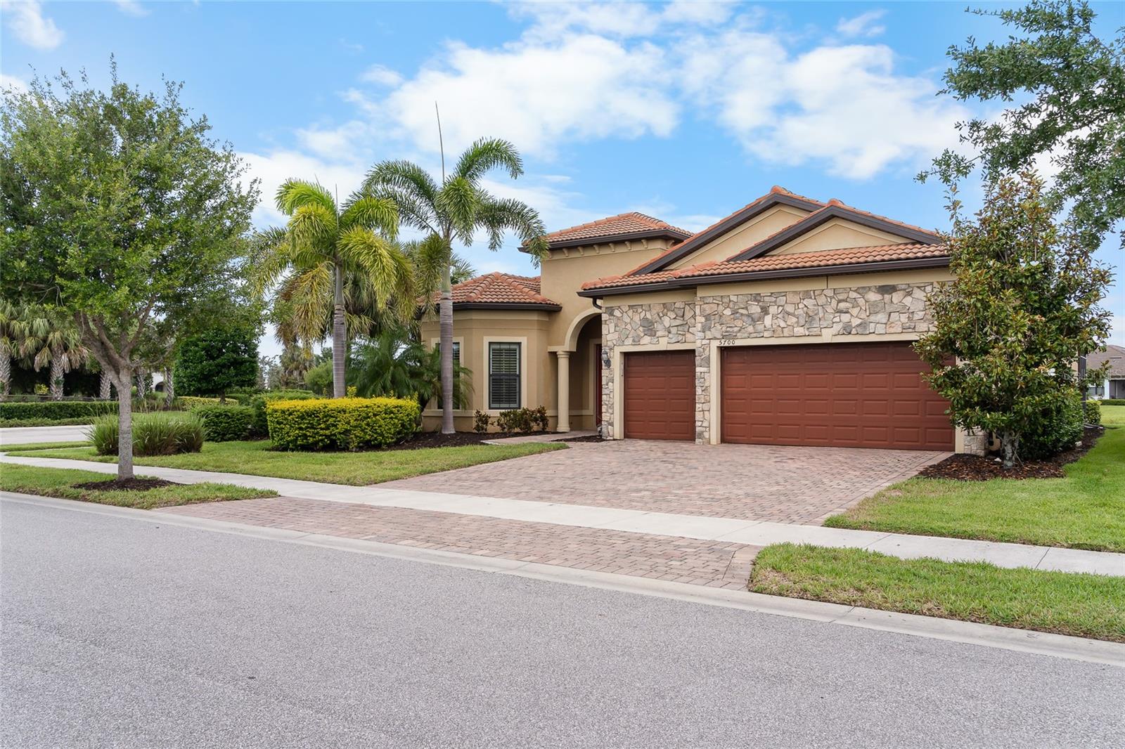 5700 SWEET LEAF WAY, SARASOTA, FL, 34238