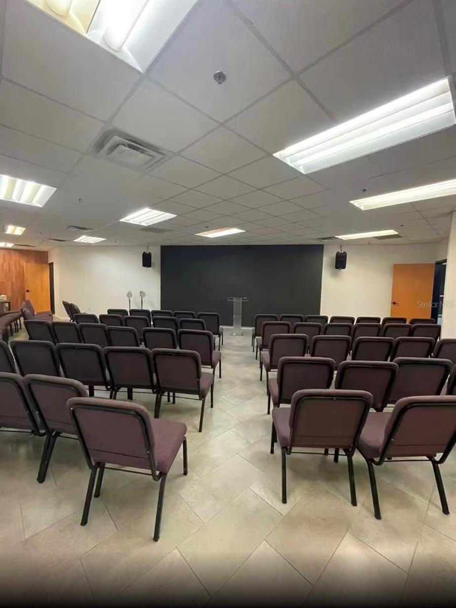 7075 KINGSPOINTE PKWY #9, ORLANDO, FL, 32819