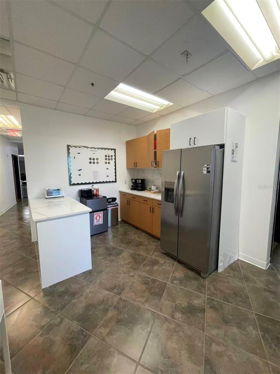 7075 KINGSPOINTE PKWY #9, ORLANDO, FL, 32819