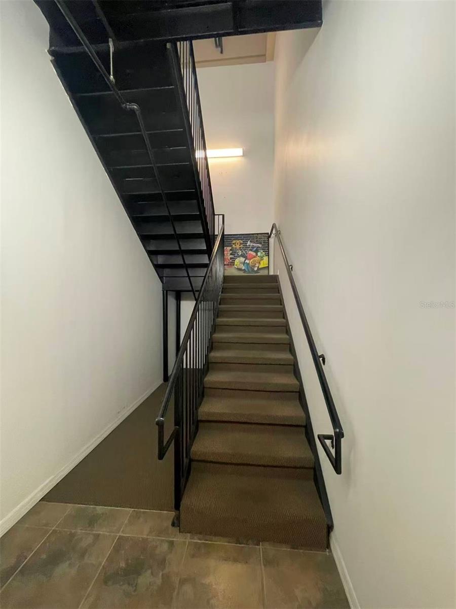 7075 KINGSPOINTE PKWY #9, ORLANDO, FL, 32819
