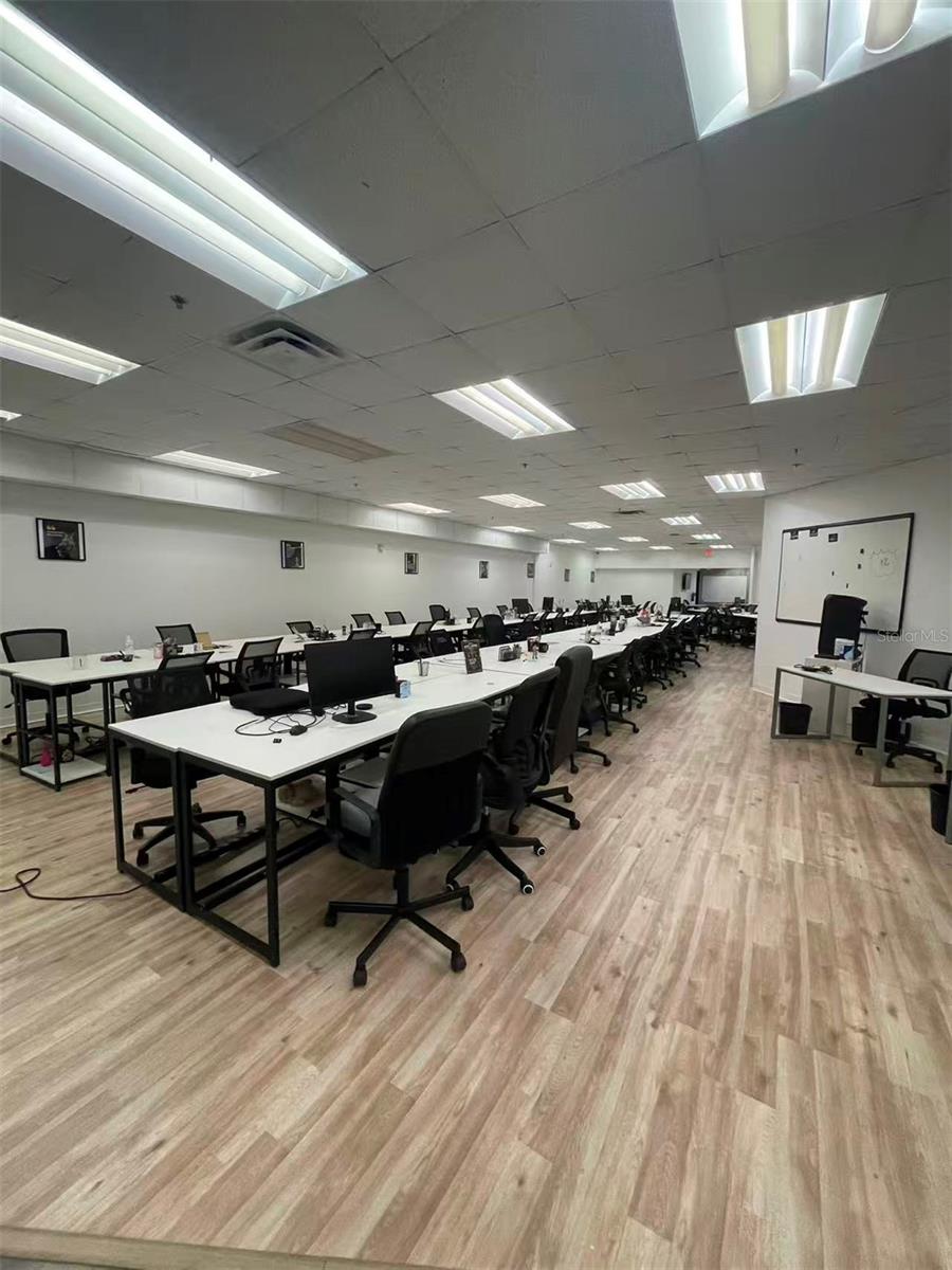 7075 KINGSPOINTE PKWY #9, ORLANDO, FL, 32819
