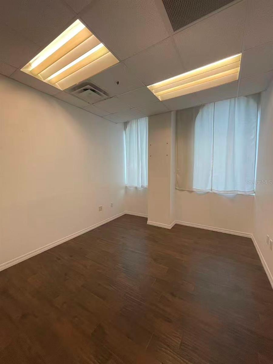 7075 KINGSPOINTE PKWY #9, ORLANDO, FL, 32819
