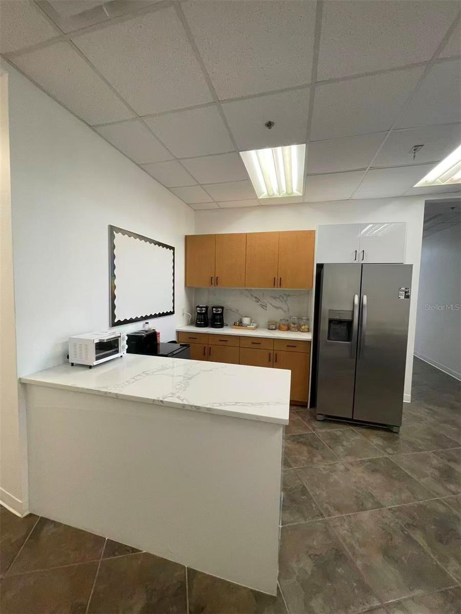 7075 KINGSPOINTE PKWY #9, ORLANDO, FL, 32819