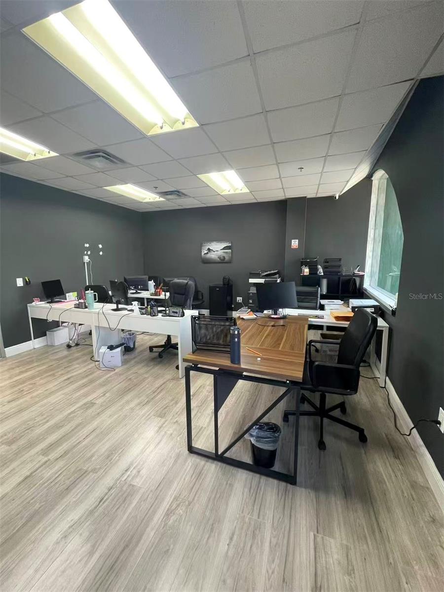 7075 KINGSPOINTE PKWY #9, ORLANDO, FL, 32819