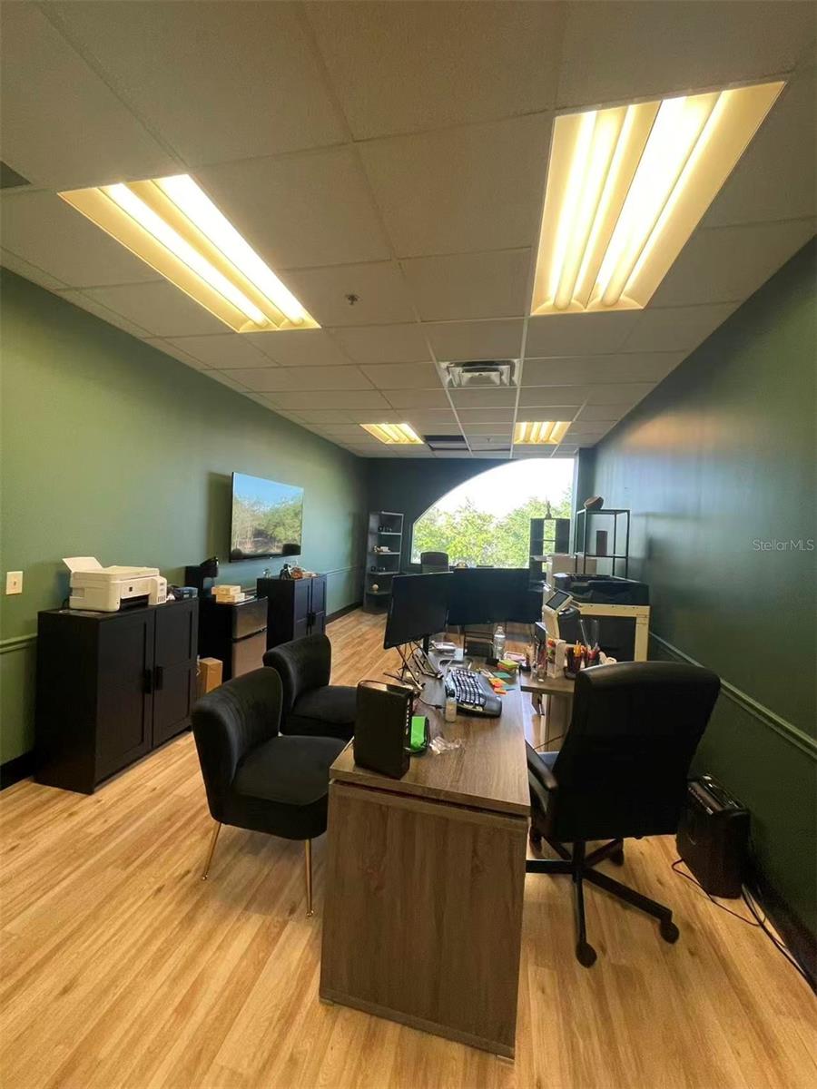 7075 KINGSPOINTE PKWY #9, ORLANDO, FL, 32819